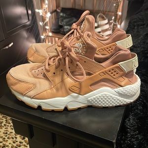 Nike huarache shoe good condition